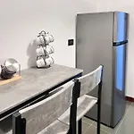 Gv Luxury Μπάρι