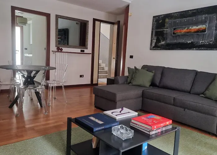 Gv Luxury Apartamento *