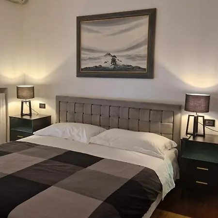 Gv Luxury * Μπάρι